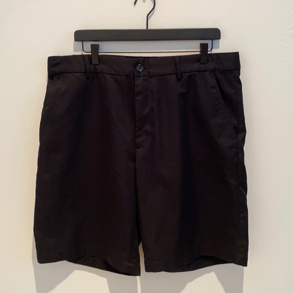 Look stylish on the green with these Greg Norman Black Golf Shorts - Size 36